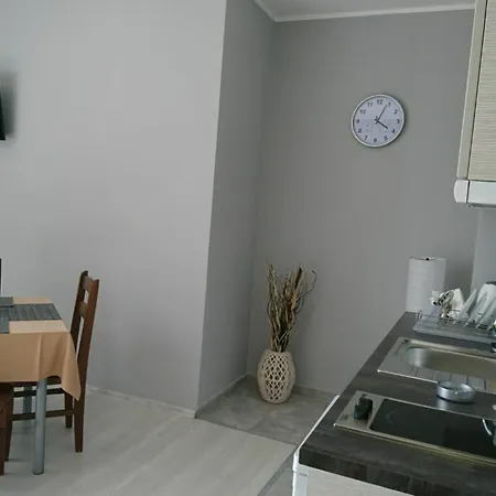 Apart-hotel Atm Aparts 3*